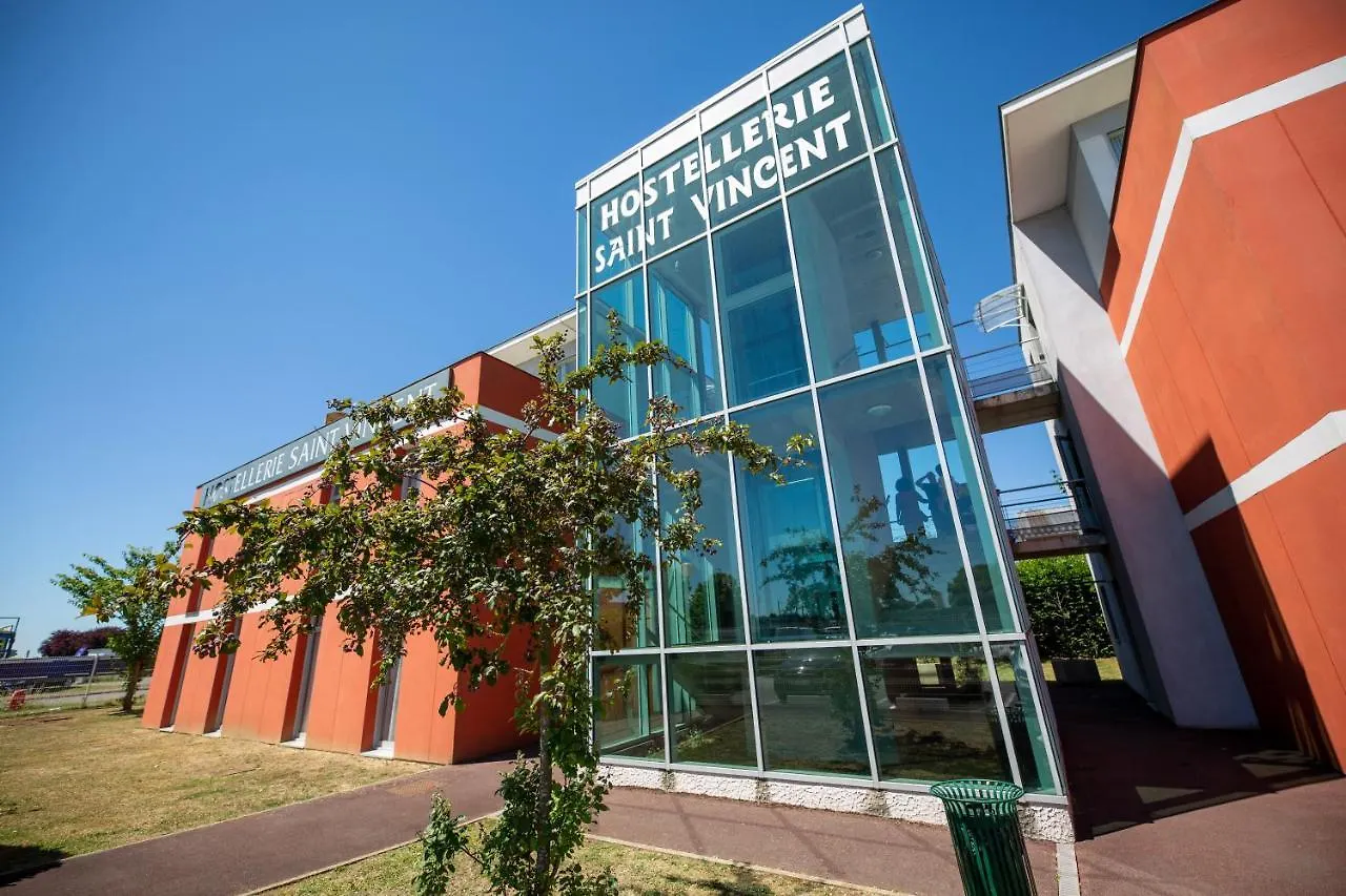 Hostellerie Saint Vincent Beauvais Aeroport France